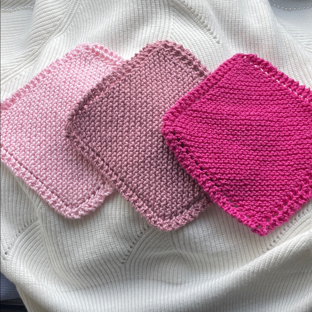 💕Pink Rose Collection💕 - Bundle of 3 Pink Dish Cloths - Picture 3 of 6